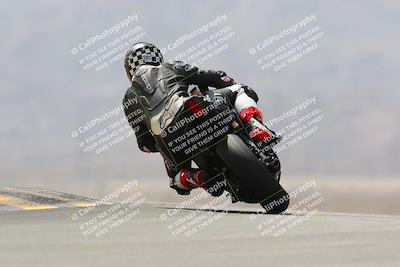 media/Apr-10-2022-SoCal Trackdays (Sun) [[f104b12566]]/Turn 9 Backside (1120am)/